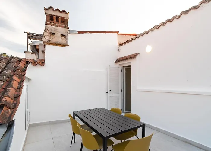 Selamare Apartment By Locap Group